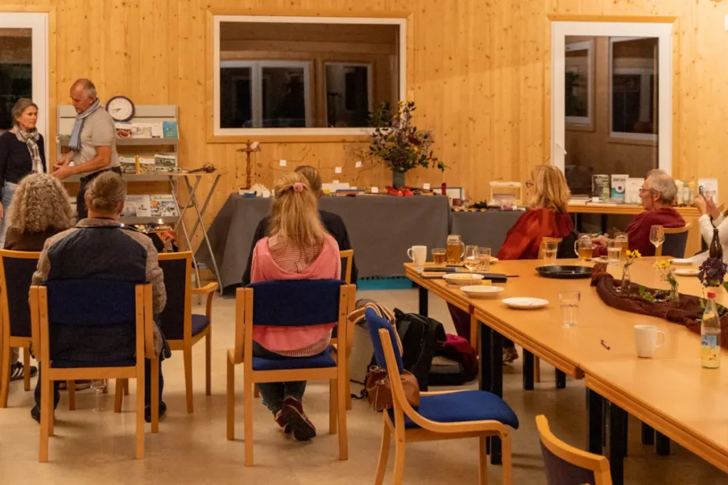 Kollegiales Treffen_Präsentation von interessanten Themen